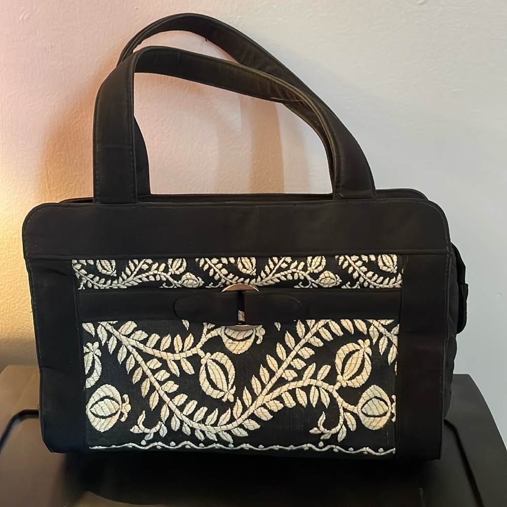 Vera Bradley Handbag